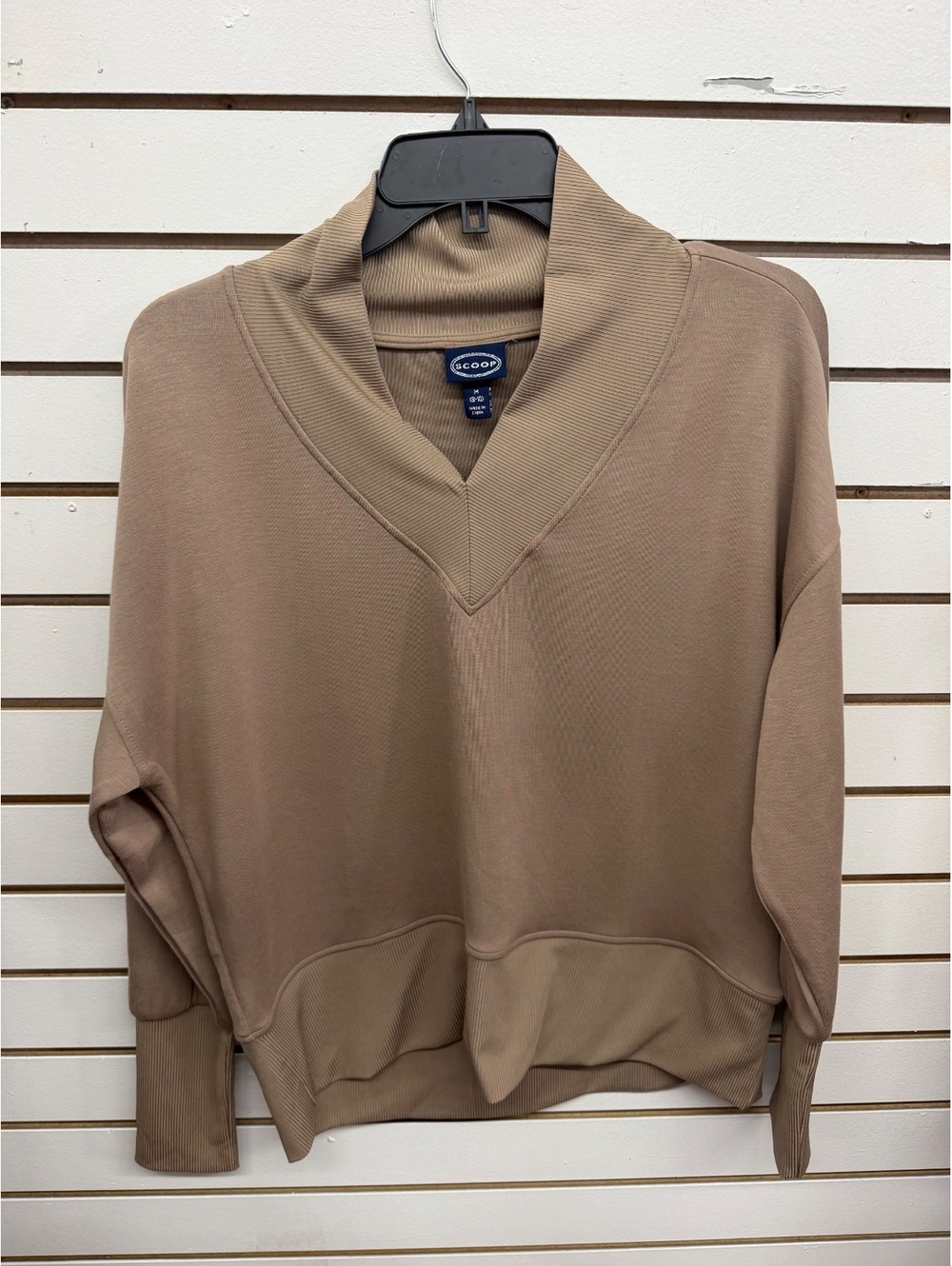 Scoop Women’s Medium Taupe Shawl Collar Long Sleeve Pullover Top